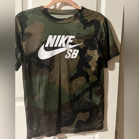 Shirt - Picture 1 of 1